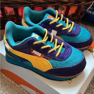 Toddler size 6 rugrat Pumas